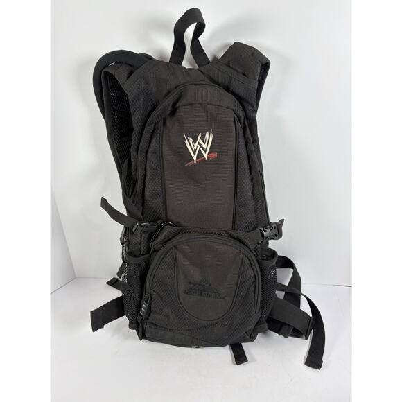WWE High Sierra Hydration Backpack Black Water Bladder Hiking Pack main image 6